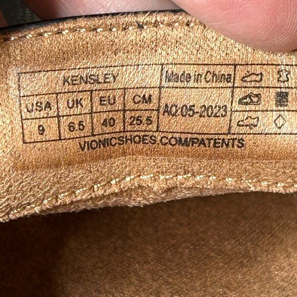 Vionic Kensley Patent Leather Slip On Loafers Black White Sole Women's 9 NWB - Picture 8 of 8